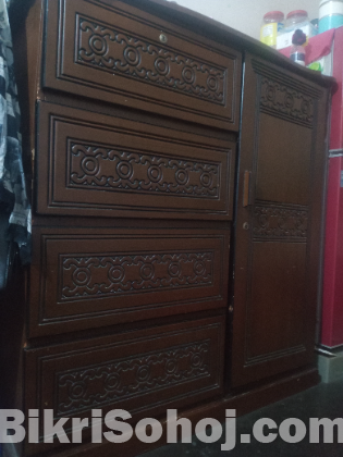 ওয়ারড্রব